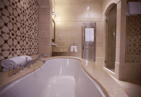 فندق بيت الزعفران - جناح ملكي — photo 4