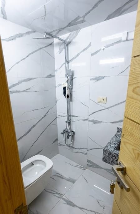 شقة فخمة (غرفة و صالون) — photo 5
