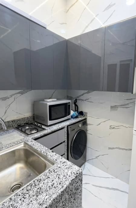 شقة فخمة (غرفة و صالون) — photo 4